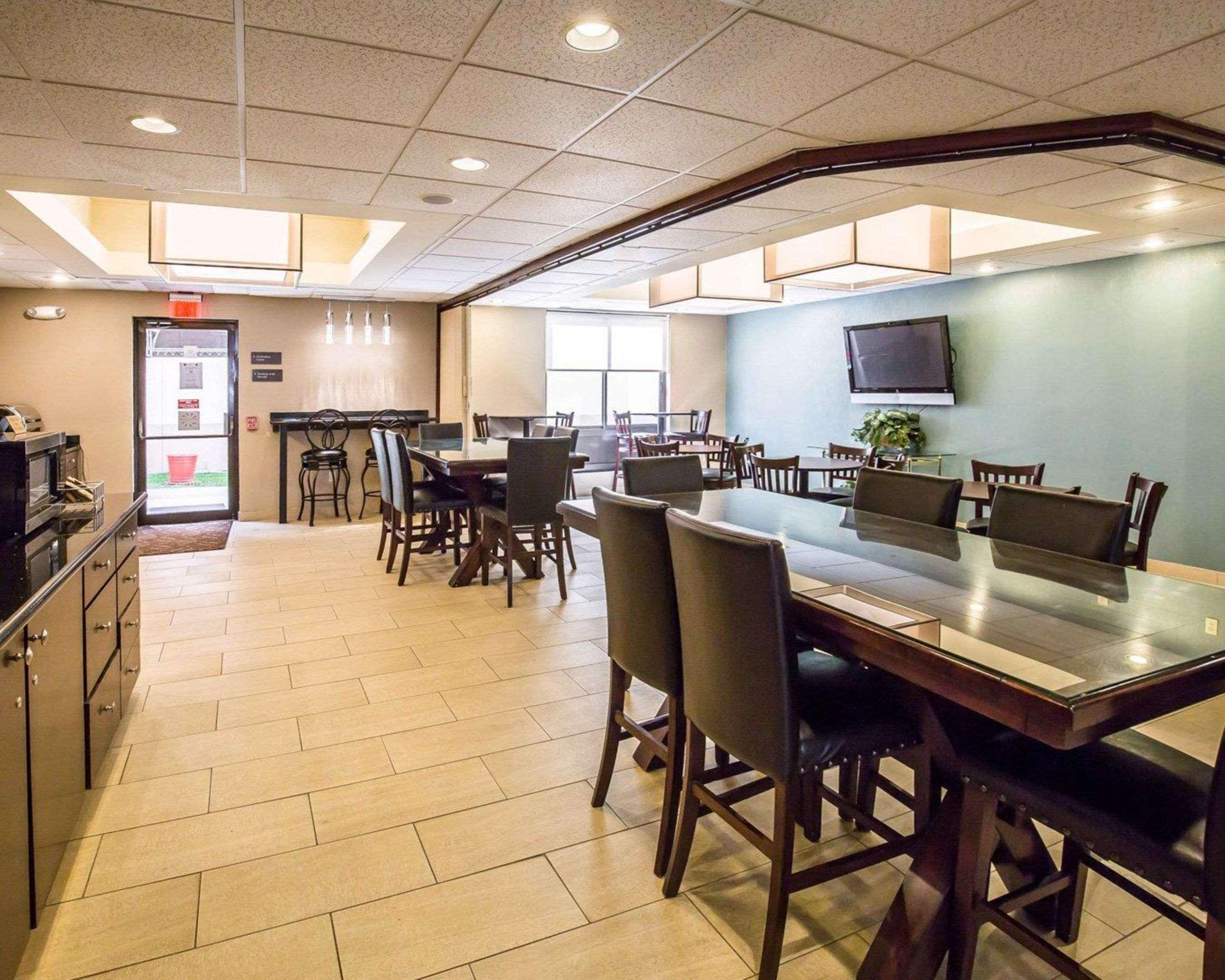 Comfort Near Sugarland 3*