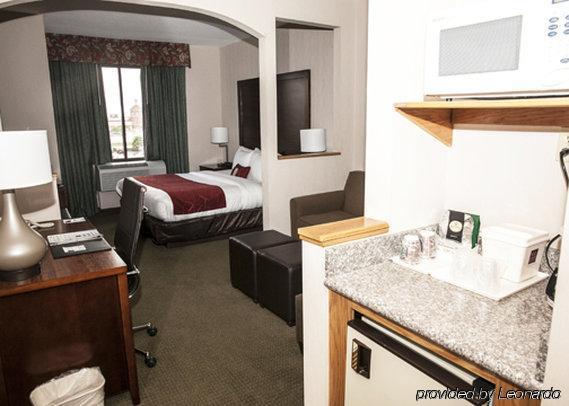 Comfort Near Sugarland Stafford
