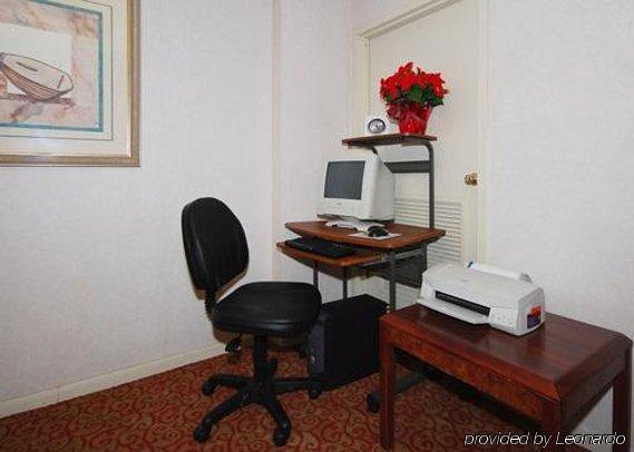 Comfort Near Sugarland Hotel