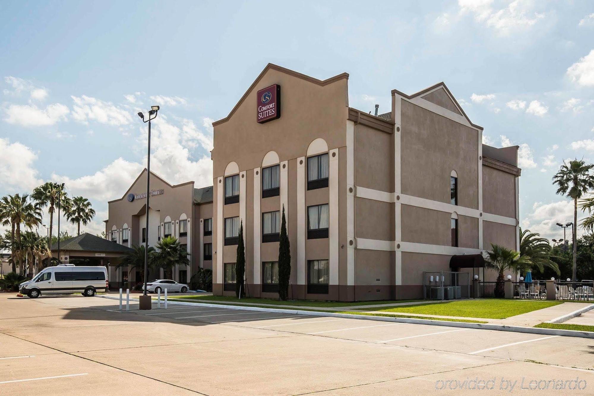 Comfort Near Sugarland Hotel